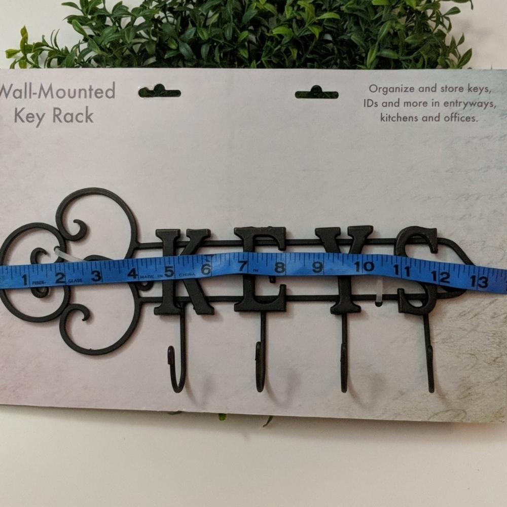 Wall -Mounted Key Rack Organizer - Picture 7 of 8